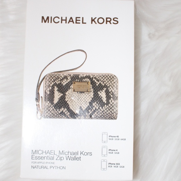 Michael, Michael Kors Essential Zip Wallet or Wristlet Natural Python - Picture 4 of 10